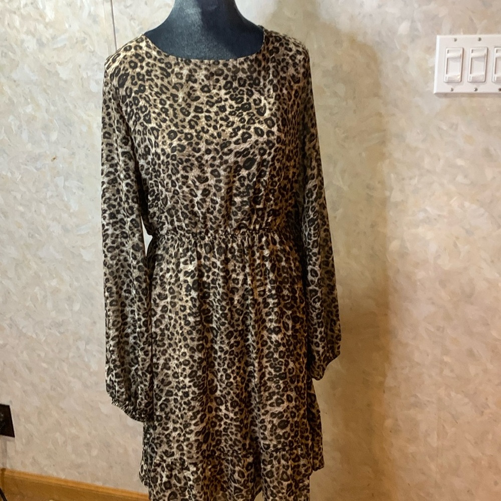 MIA AND TESS Leopard spot dress size large